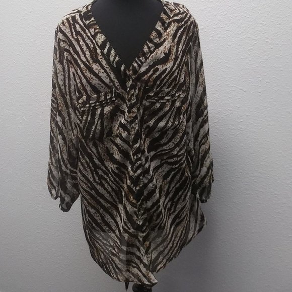 Metro 22 Sheer Animal Print Blouse - Picture 2 of 3
